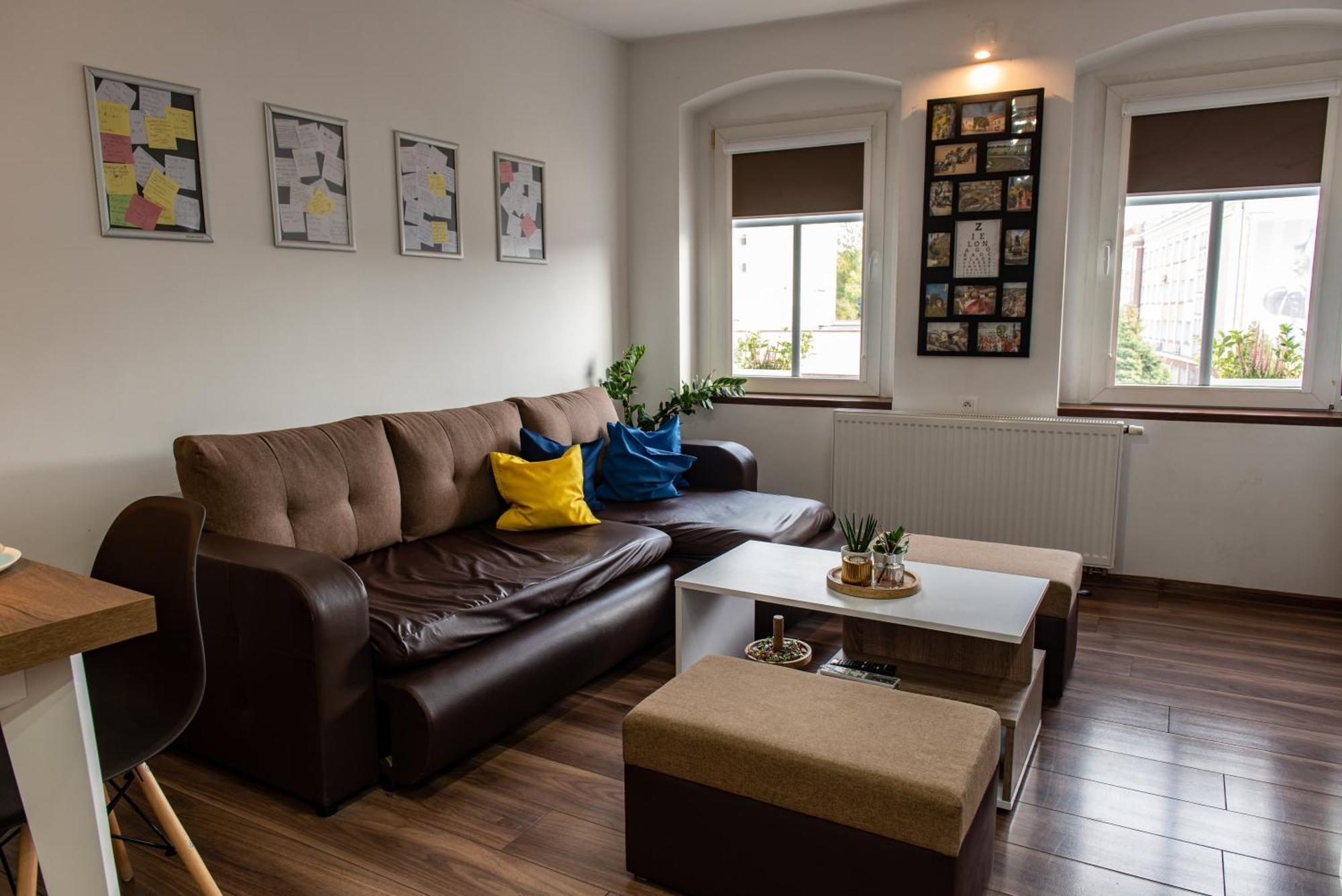 Apartament Crooked Stairs Zielona Góra Eksteriør billede