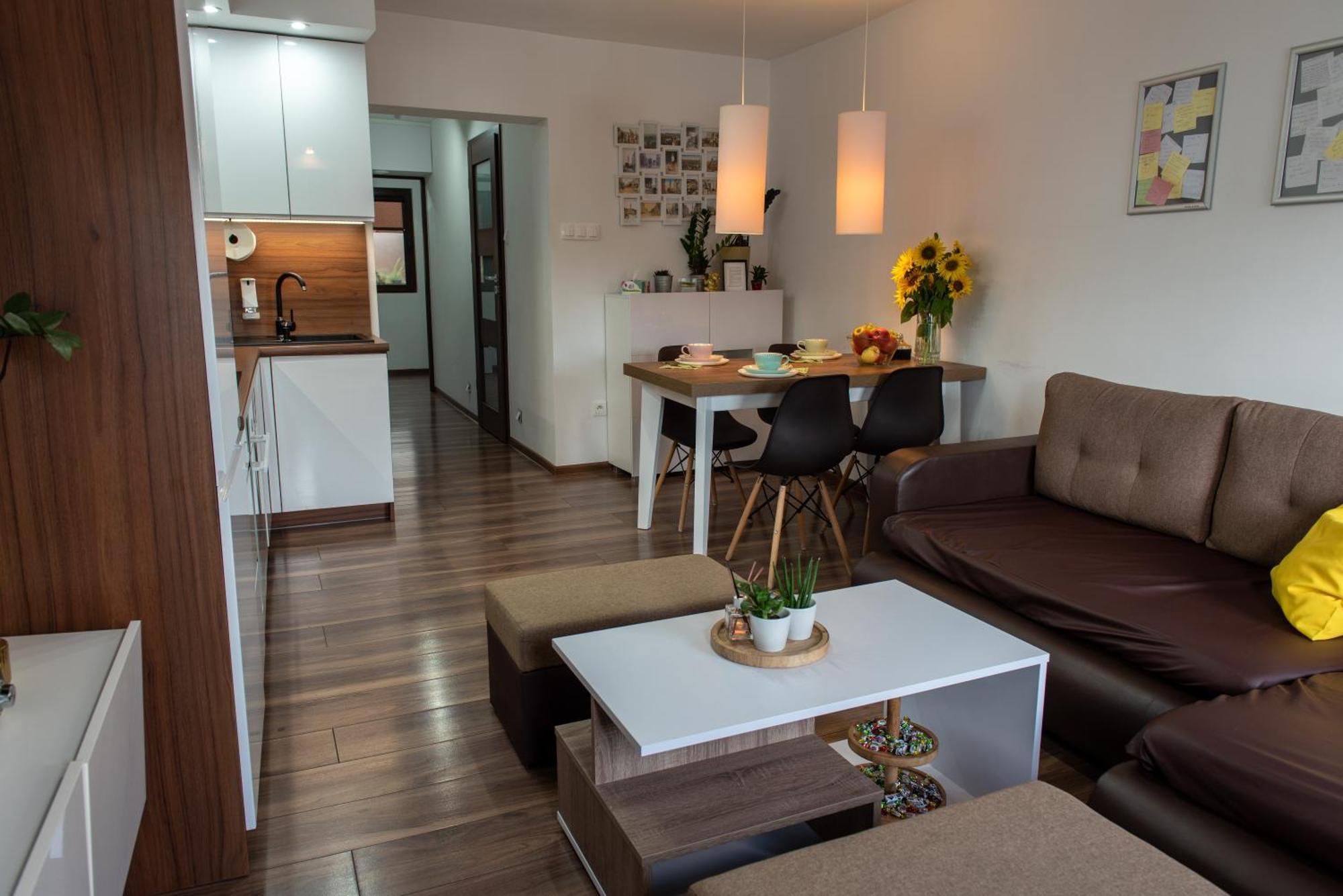 Apartament Crooked Stairs Zielona Góra Eksteriør billede