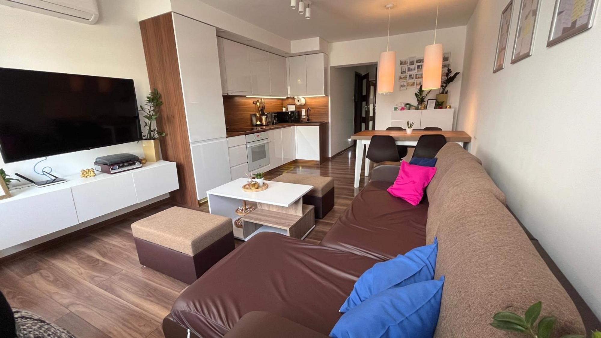 Apartament Crooked Stairs Zielona Góra Eksteriør billede